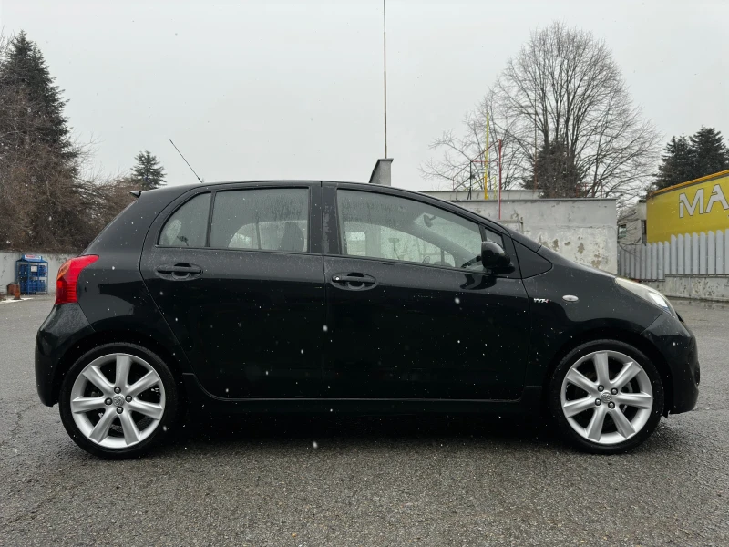 Toyota Yaris 1.8 TS-133к.с, снимка 4 - Автомобили и джипове - 48470698