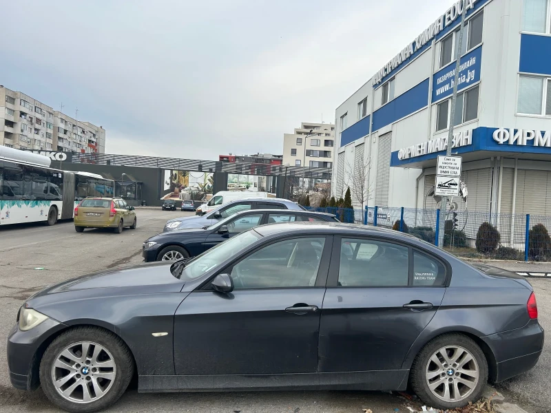 BMW 320, снимка 2 - Автомобили и джипове - 48841701