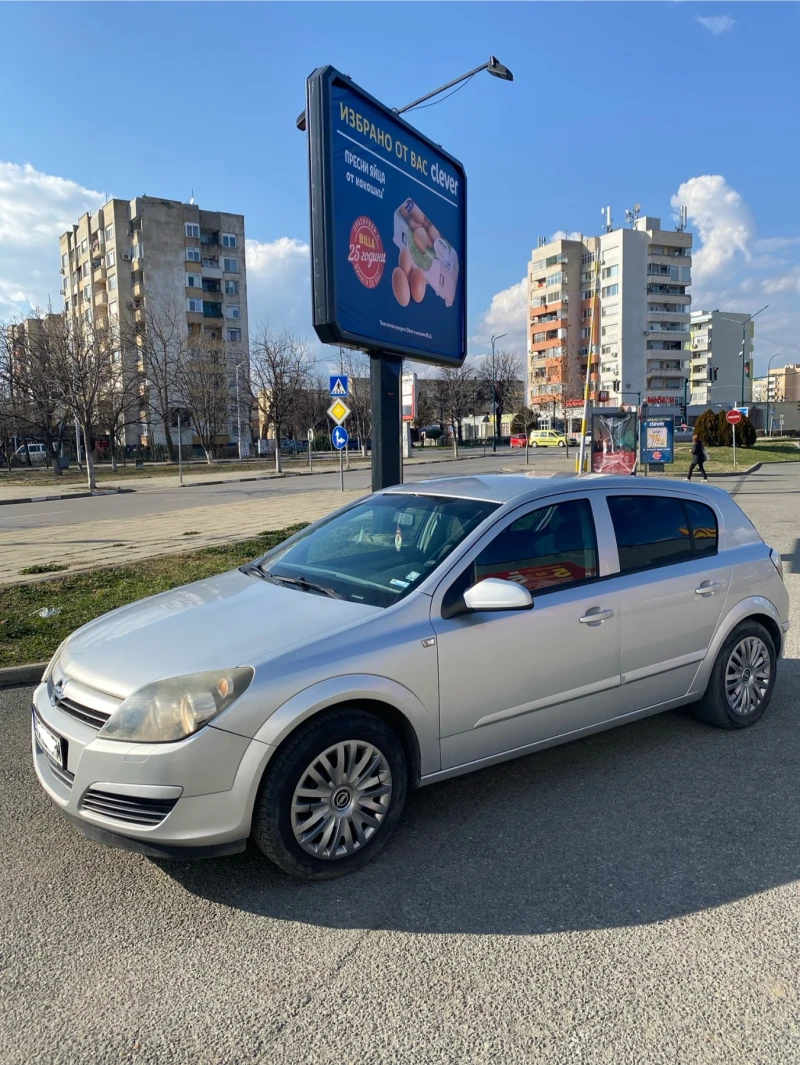 Opel Astra H, снимка 2 - Автомобили и джипове - 48920691