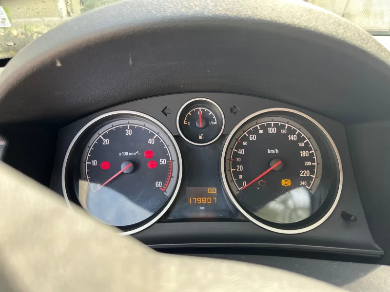 Opel Astra GTD, снимка 4 - Автомобили и джипове - 51623945