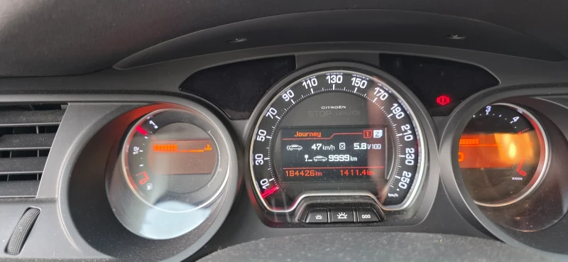 Citroen C5 2.0 HDI Tourer, снимка 13 - Автомобили и джипове - 52446829