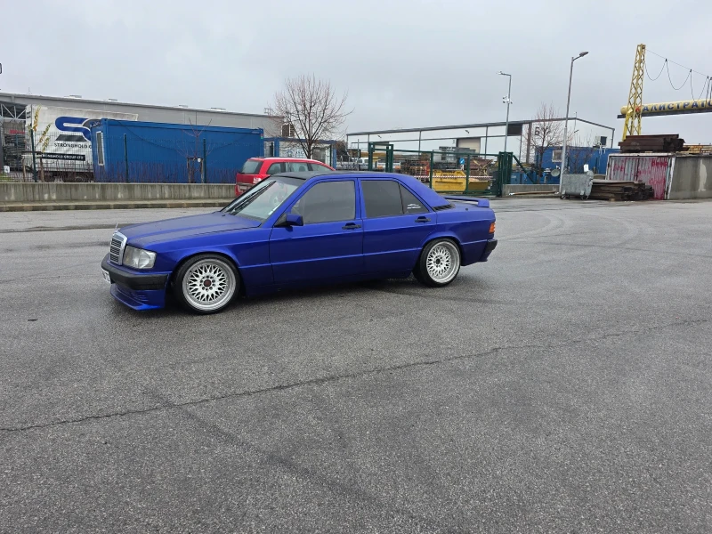 Mercedes-Benz 190 Колата е без ръжди има мегаскуирт 3 давам и 2 към , снимка 2 - Автомобили и джипове - 52669955