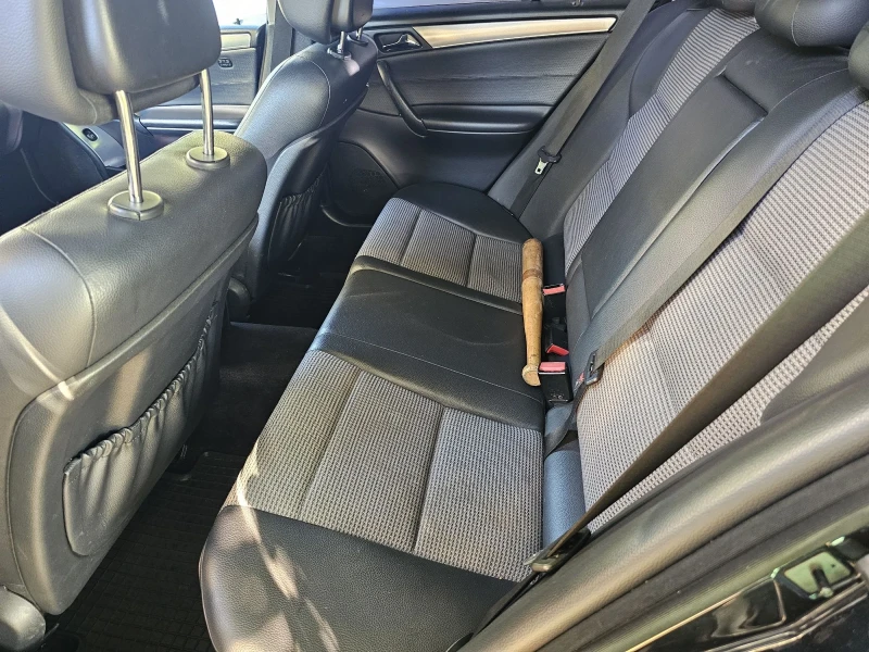 Mercedes-Benz C 180 C180 compressor sport edition , снимка 4 - Автомобили и джипове - 52881533