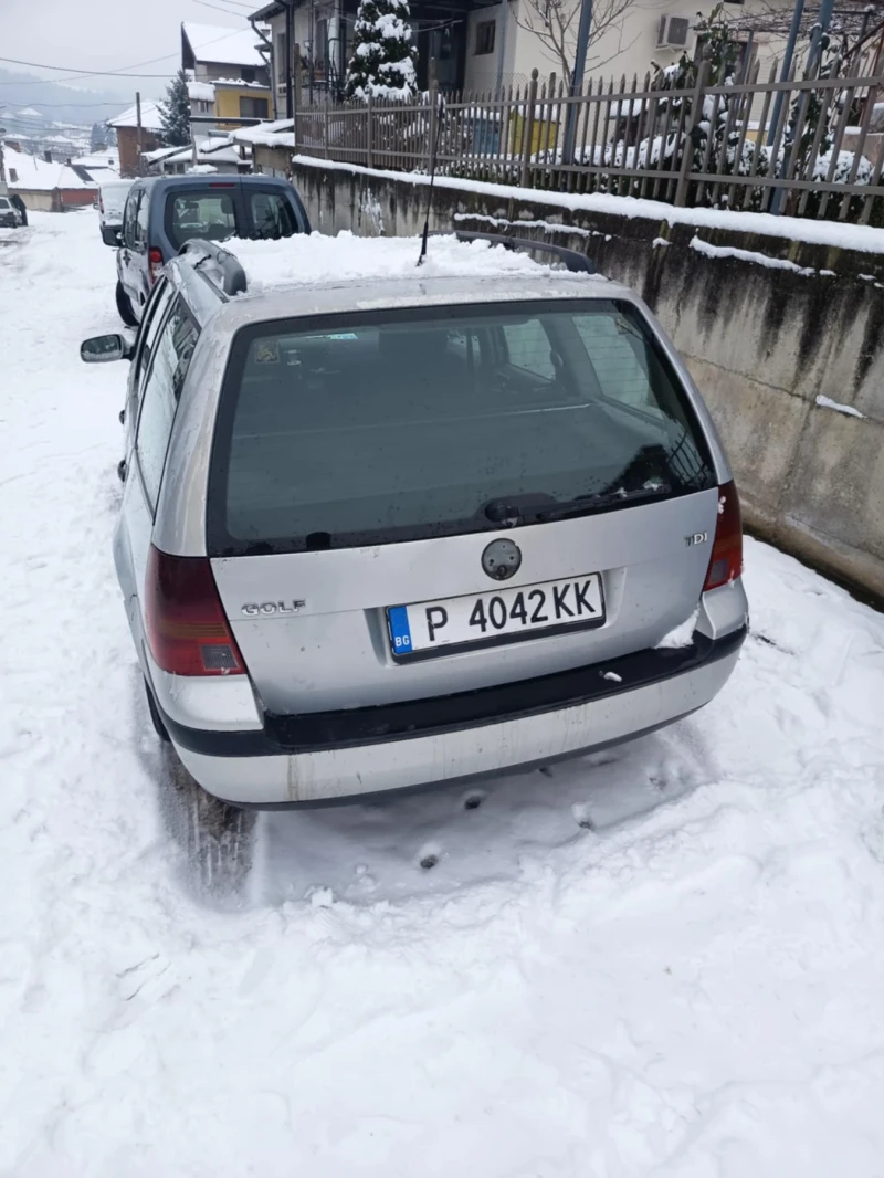 VW Golf, снимка 3 - Автомобили и джипове - 53126820