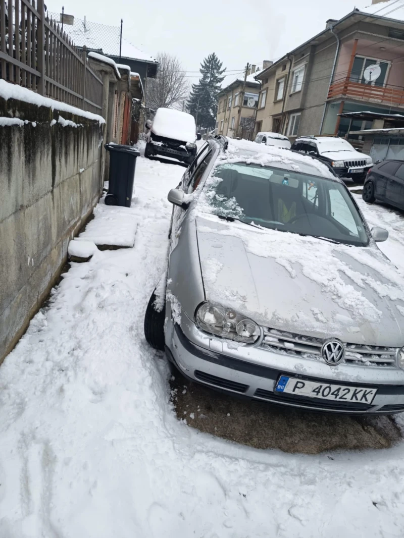 VW Golf, снимка 6 - Автомобили и джипове - 53126820