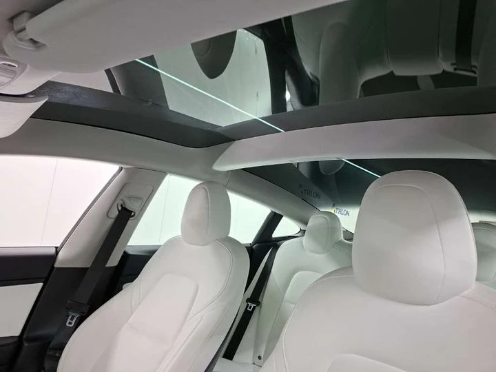 Tesla Model 3  4х4 Европейска facelift - изображение 9