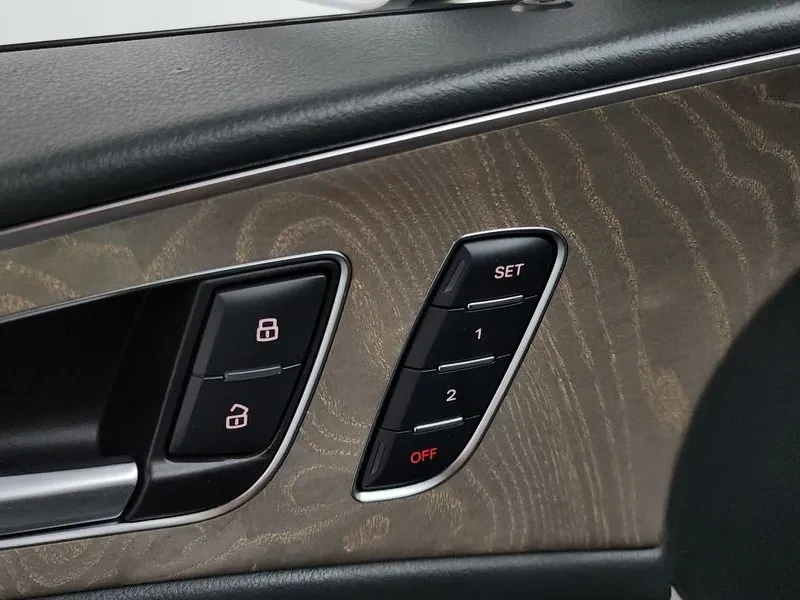 Audi A6 3.0 TDI Quattro - САМО 30% АВАНС, снимка 17 - Автомобили и джипове - 55428461