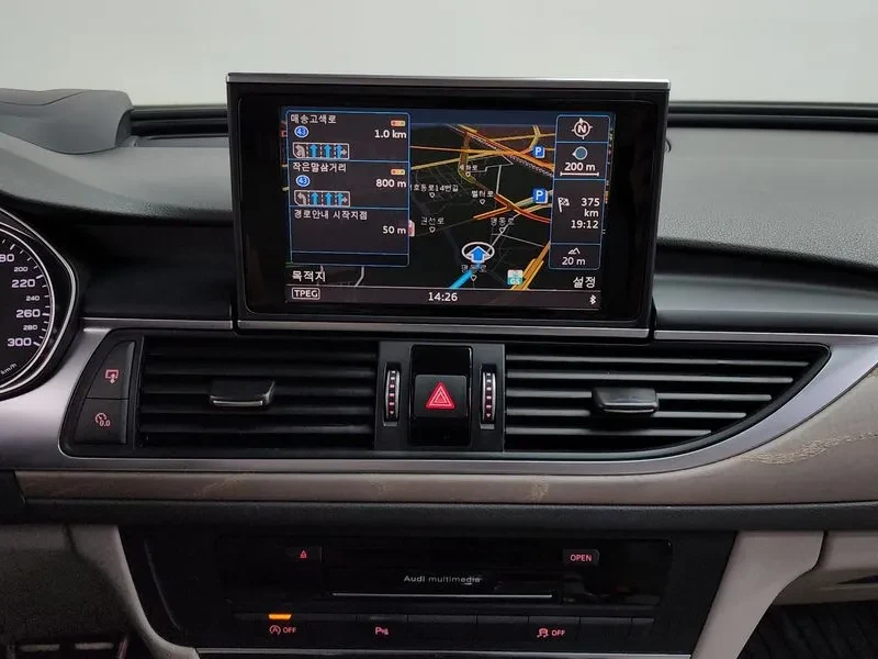 Audi A6 3.0 TDI Quattro - САМО 30% АВАНС, снимка 13 - Автомобили и джипове - 55428461