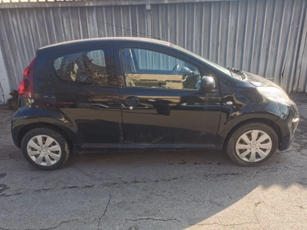 Peugeot 107 1.0 i 68к.с. - изображение 3