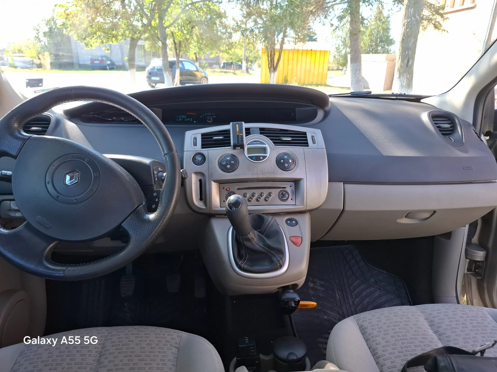 Renault Scenic  - изображение 7
