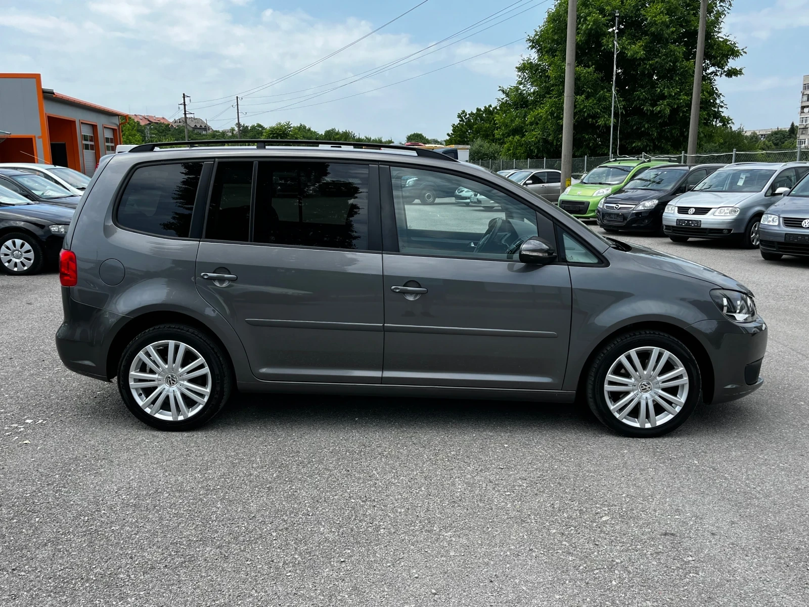 VW Touran 1.6TDI Италия - изображение 6