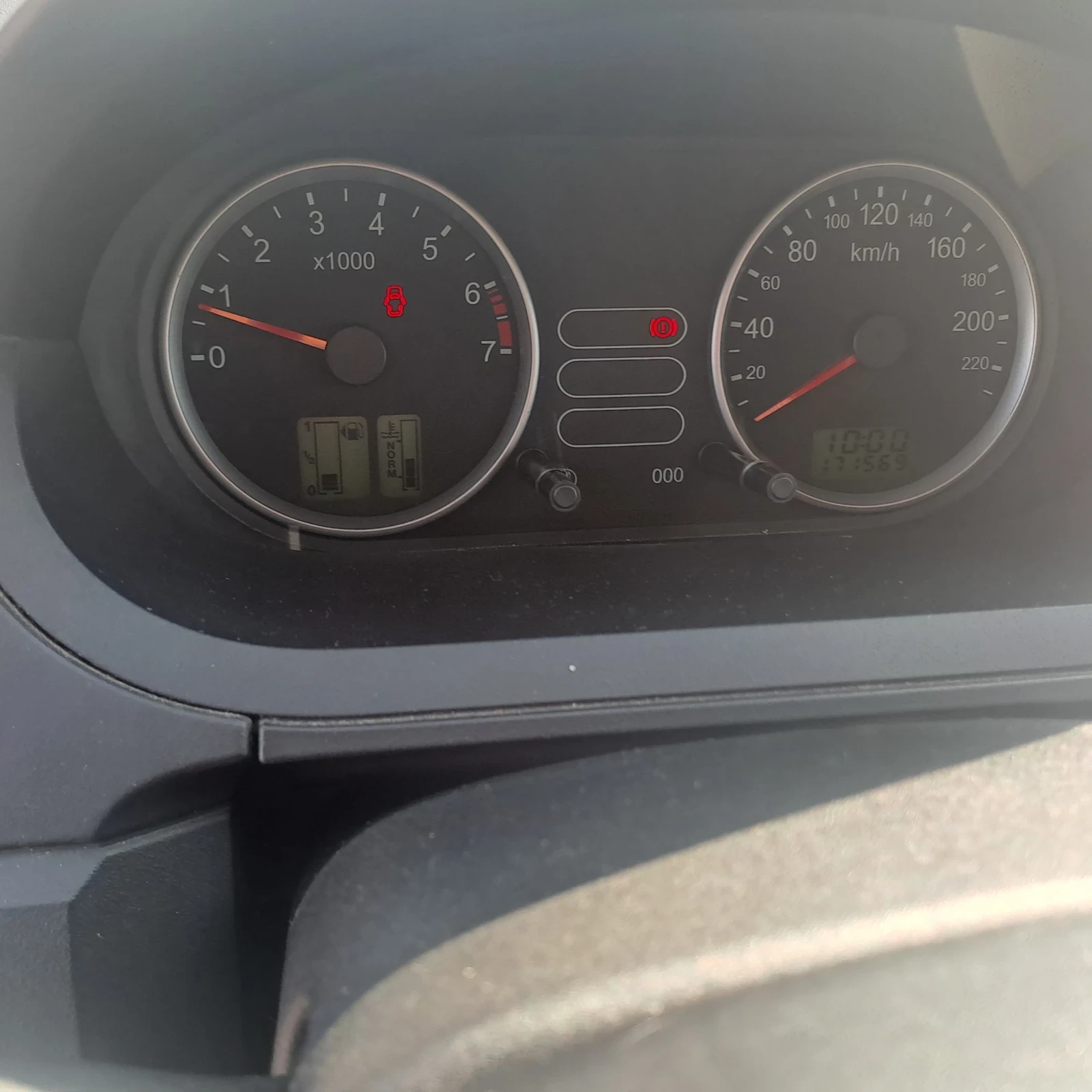 Ford Fiesta Като нова !!! Разход 5л./100км - изображение 8