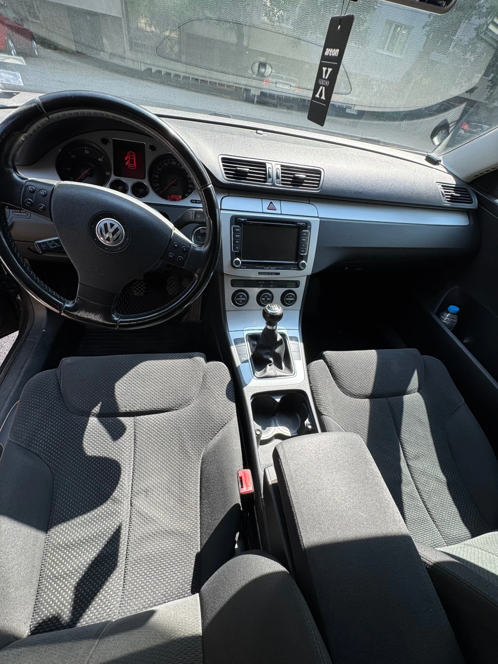 VW Passat  - изображение 8