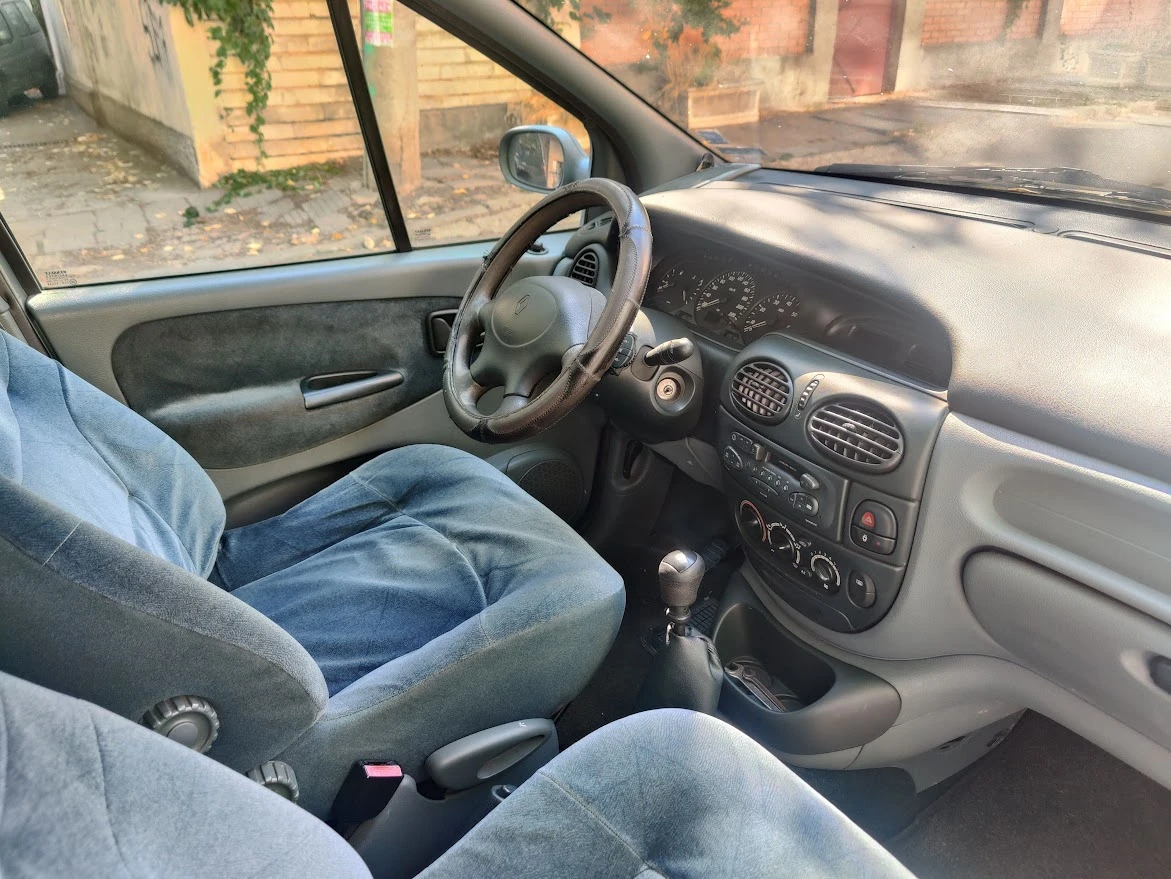 Renault Scenic  - изображение 7