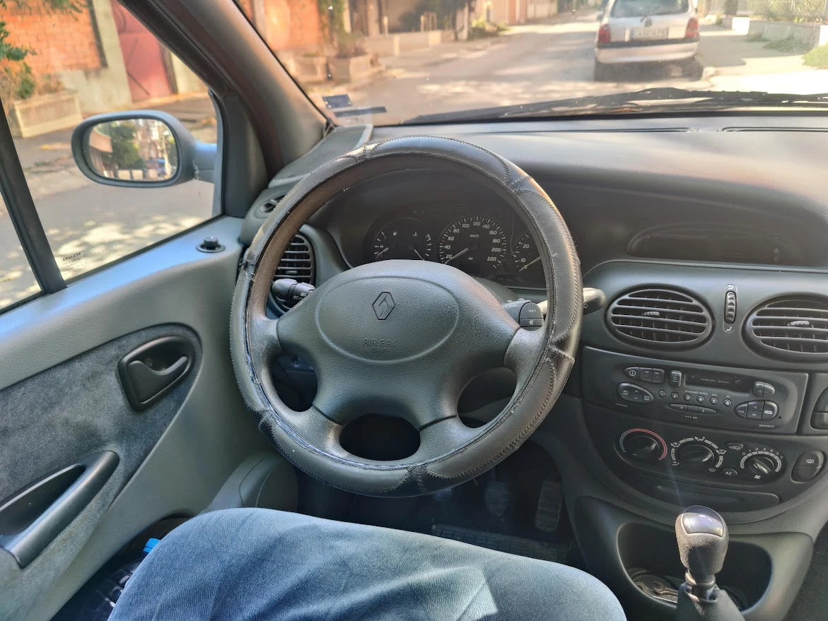 Renault Scenic  - изображение 8