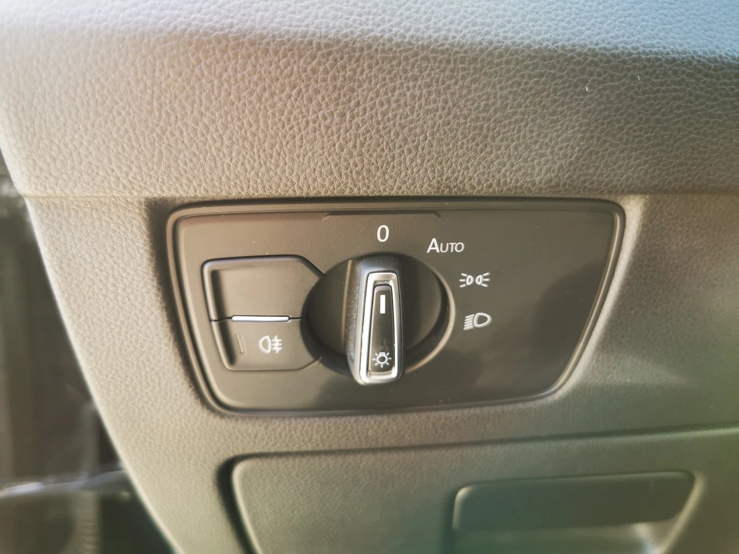 VW Arteon Elegance 2.0 TDI SCR DSG | Mobile.bg   11