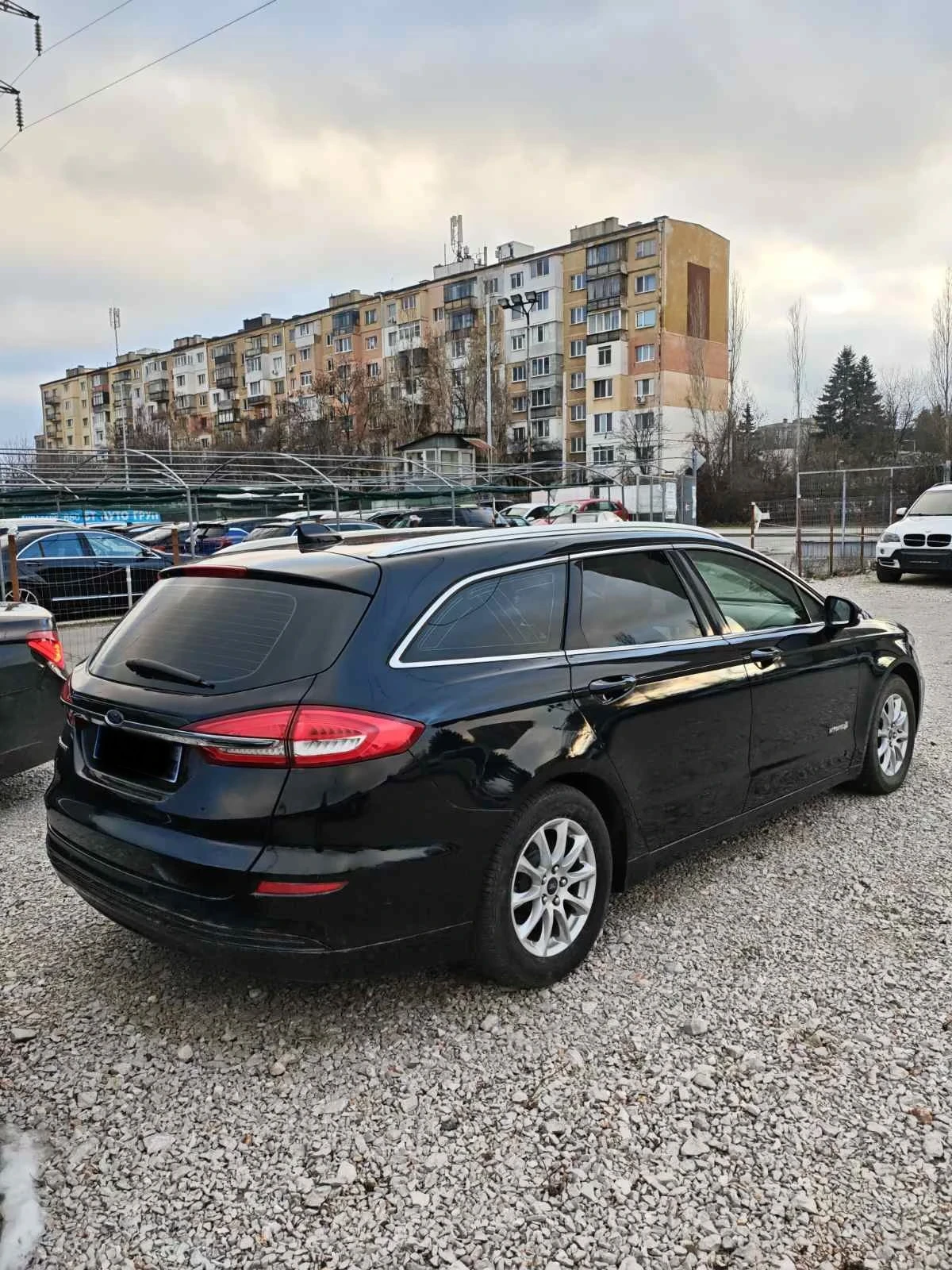 Ford Mondeo 2.0 hybrid - изображение 3