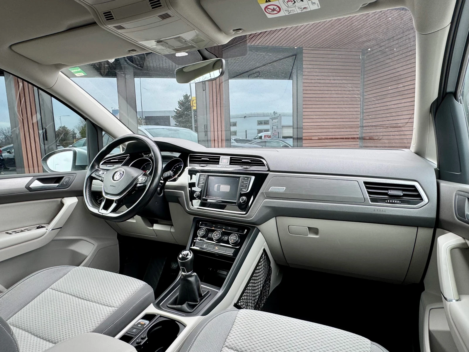 VW Touran 1.6TDI Key less, Camera, 6+ 1 | Mobile.bg � ����������� 11