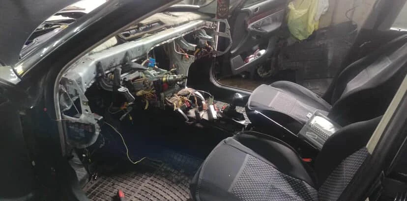 Audi A4 1.8 ГАЗ - изображение 8