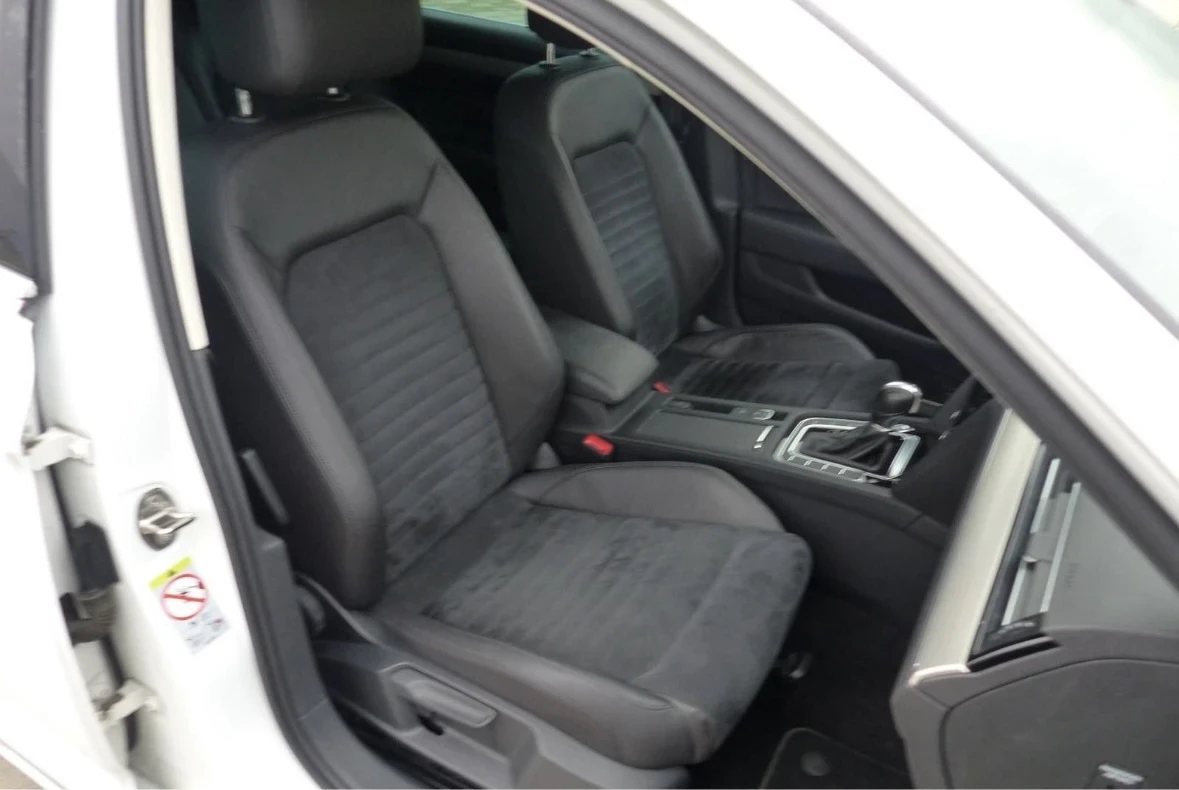 VW Passat 2.0TDI* R-line* ДИГИТАЛ* КАМЕРА, снимка 7 - Автомобили и джипове - 53839791