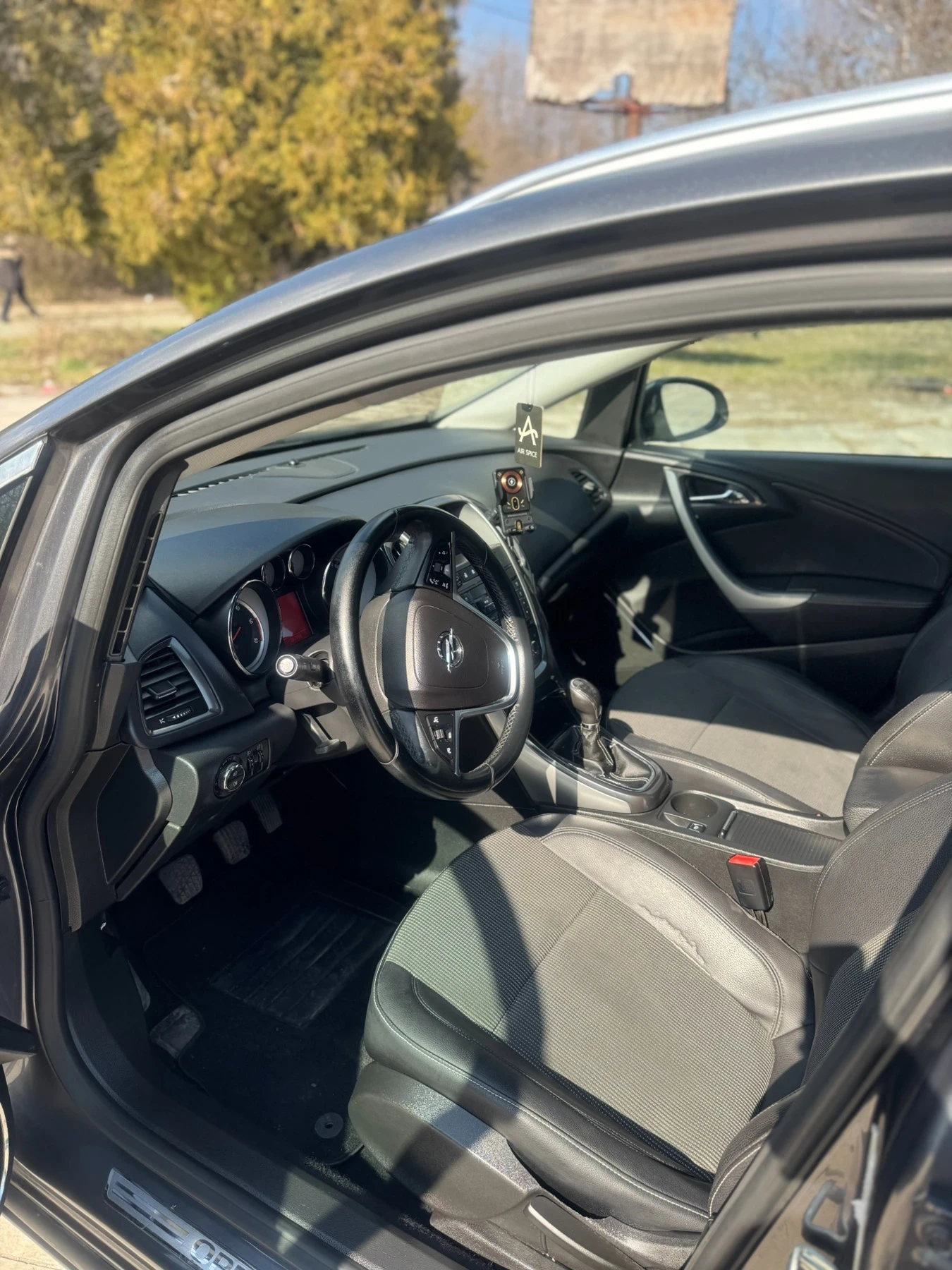 Opel Astra, снимка 2 - Автомобили и джипове - 53909387