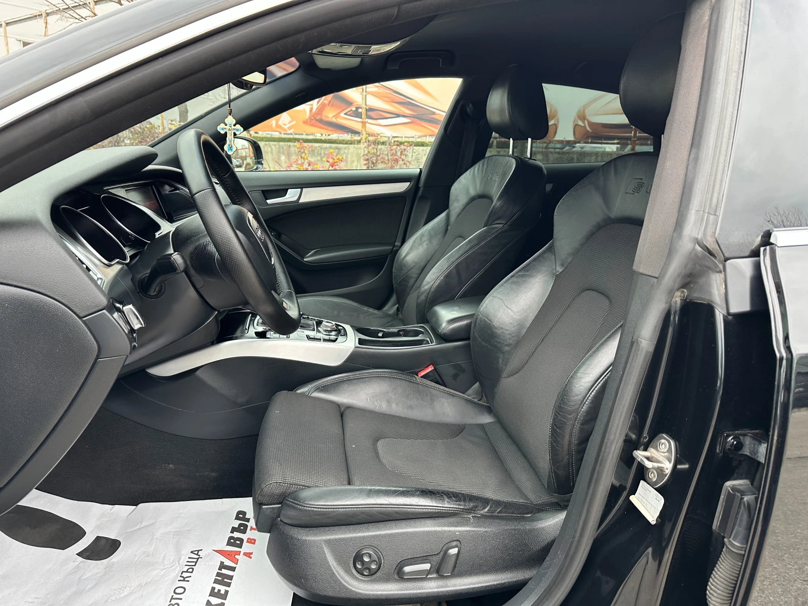 Audi A5 Sportback/3.0tdi/Quattro/Кожа/Гаранция, снимка 9 - Автомобили и джипове - 53913778