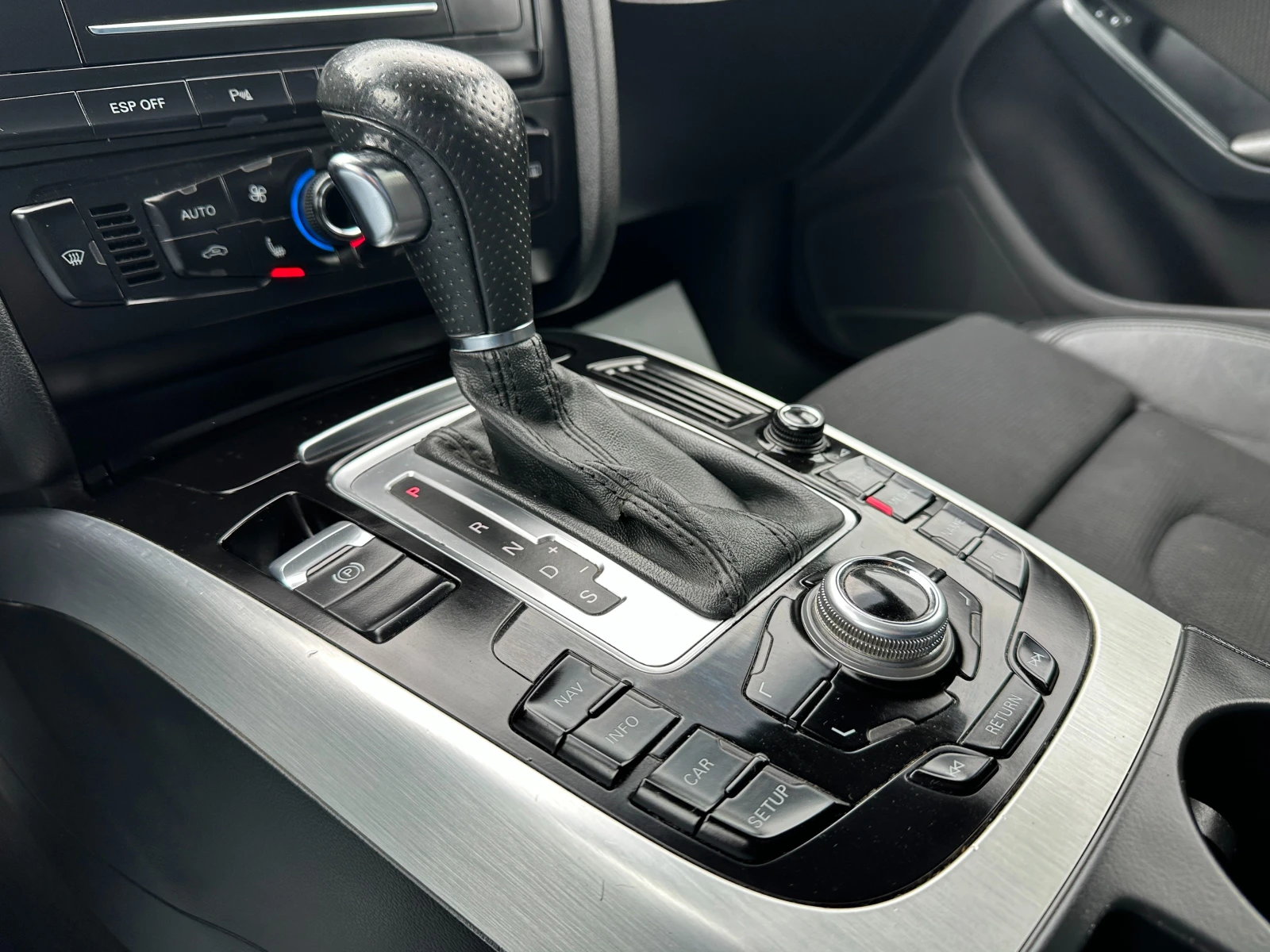 Audi A5 Sportback/3.0tdi/Quattro/Кожа/Гаранция, снимка 12 - Автомобили и джипове - 53913778