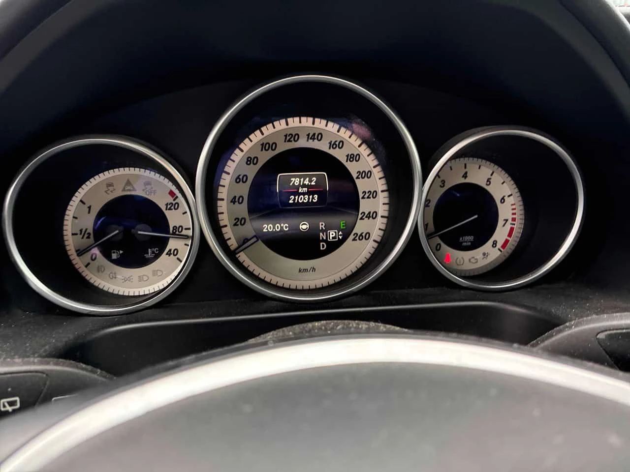 Mercedes-Benz E 400 * CARFAX * ЦЕНА ДО БГ, снимка 7 - Автомобили и джипове - 54081846