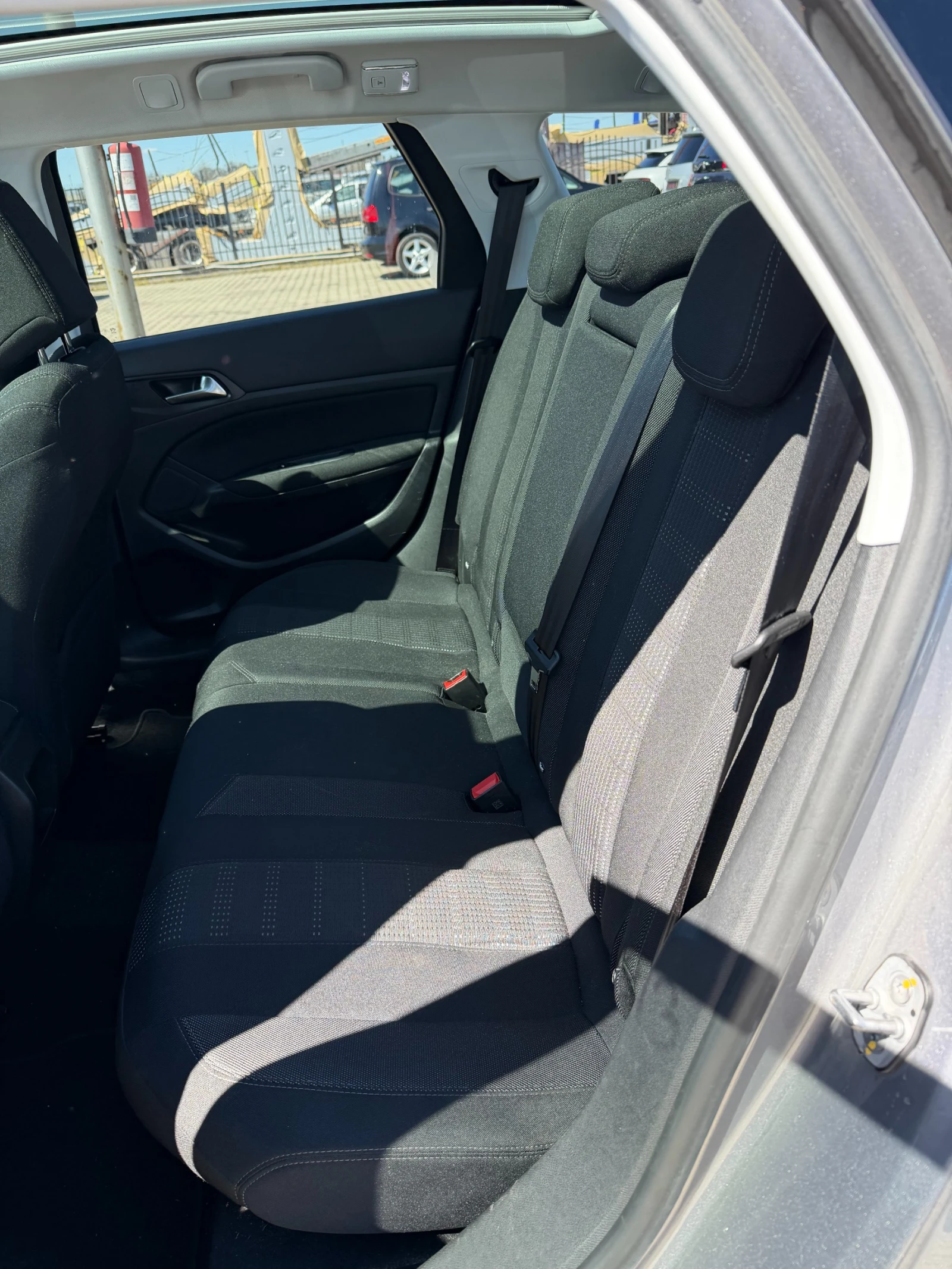 Peugeot 308 1.6HDI NAVI/PANORAMA EURO 6, снимка 10 - Автомобили и джипове - 54111409