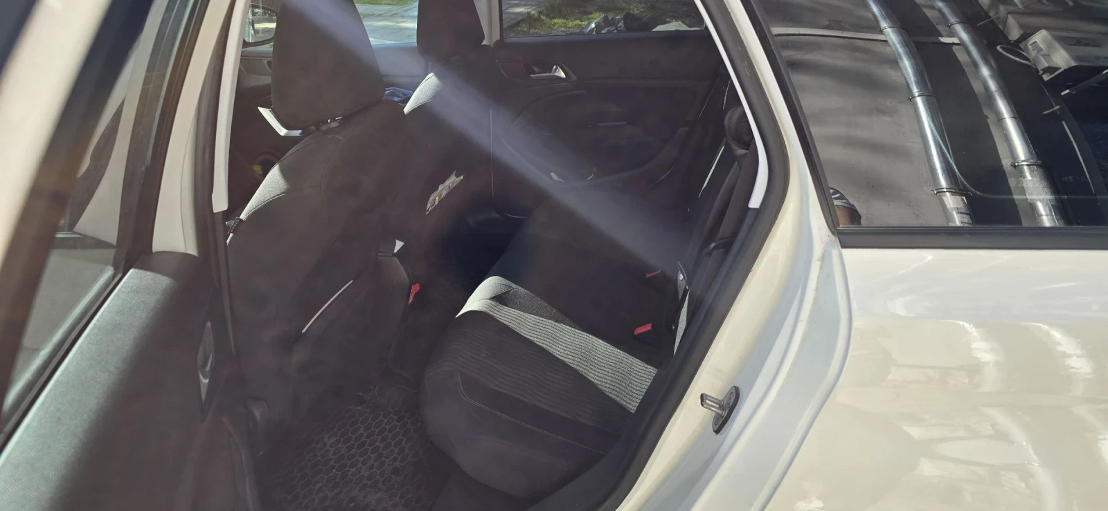 Peugeot 308 1.6 HDi, 120 к.с., дизел, ръчна, снимка 11 - Автомобили и джипове - 54323977