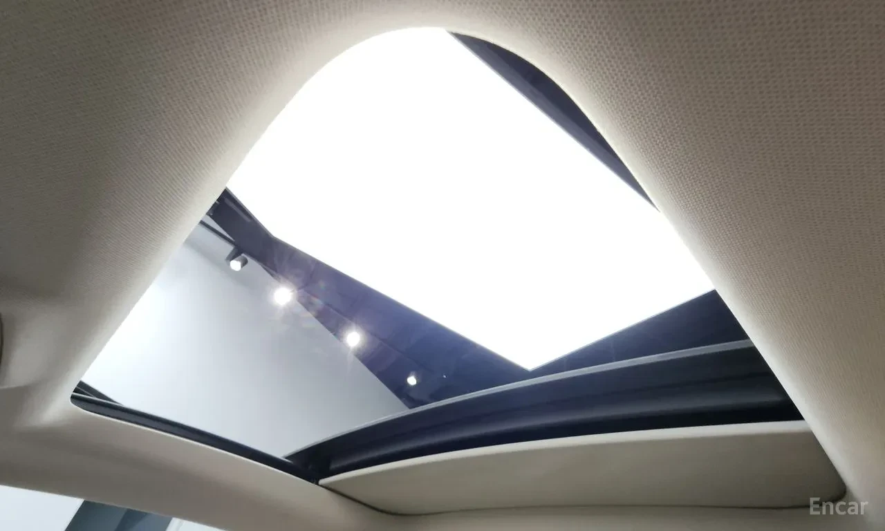 Mercedes-Benz E 450 * DISTRONIC * HeadUp *  AвтоКредит * (ЦЕНА ДО БГ), снимка 11 - Автомобили и джипове - 55013631