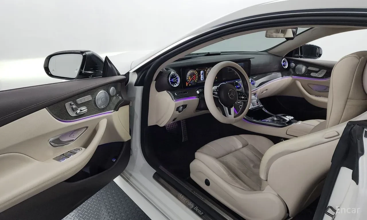 Mercedes-Benz E 450 * DISTRONIC * HeadUp *  AвтоКредит * (ЦЕНА ДО БГ), снимка 10 - Автомобили и джипове - 55013631