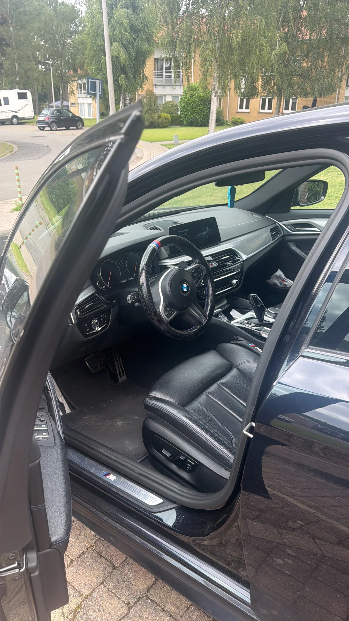 BMW 520, снимка 4 - Автомобили и джипове - 55077330