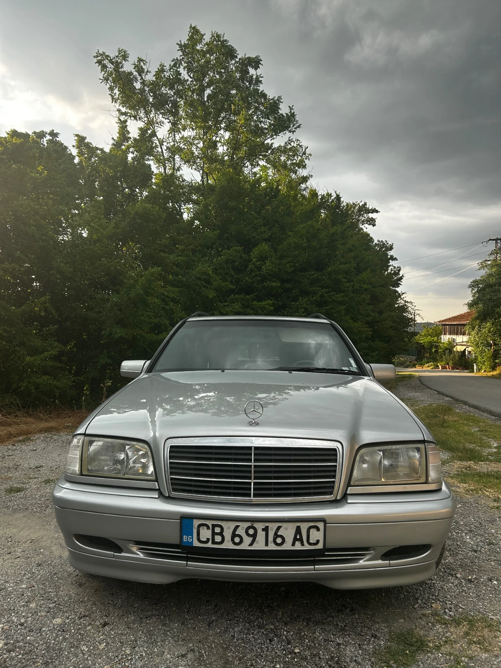 Mercedes-Benz C 180