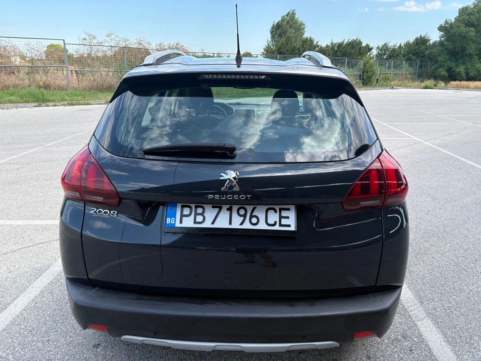 Peugeot 2008 1.5hdi-Автоматик-Навигация, снимка 6 - Автомобили и джипове - 55182647