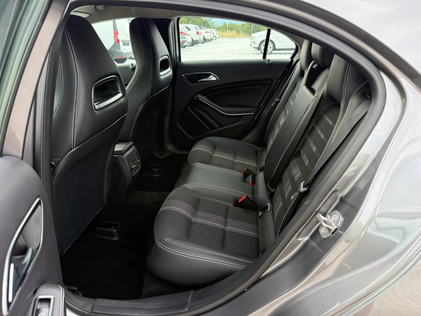 Mercedes-Benz A 180 NAVI CAMERA, снимка 12 - Автомобили и джипове - 55243486