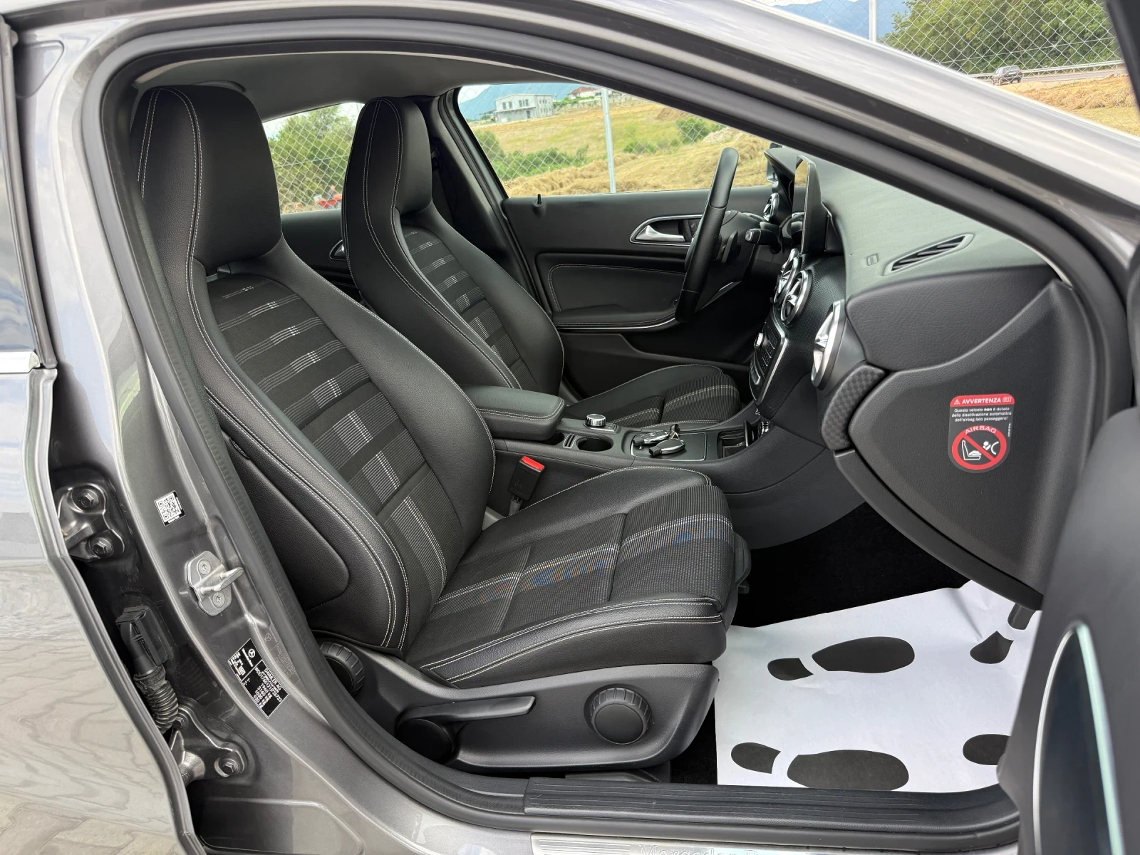 Mercedes-Benz A 180 NAVI CAMERA, снимка 14 - Автомобили и джипове - 55243486