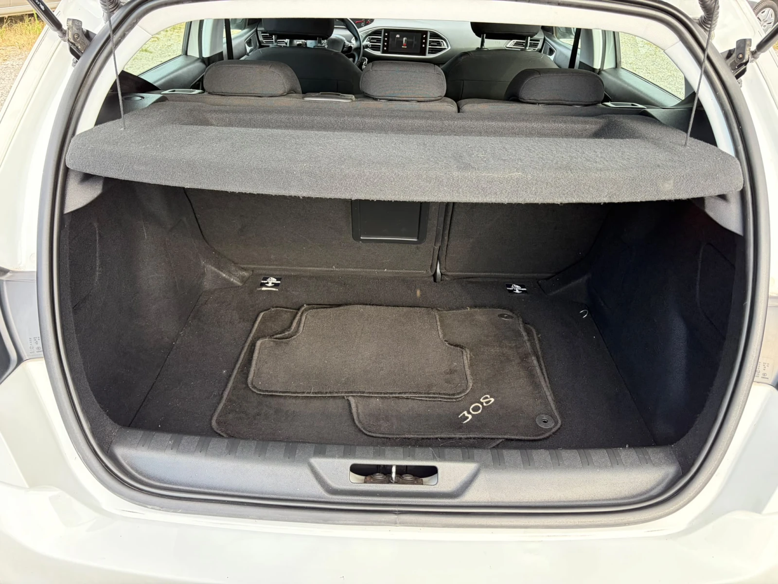 Peugeot 308 1.6hdi, снимка 10 - Автомобили и джипове - 55662469