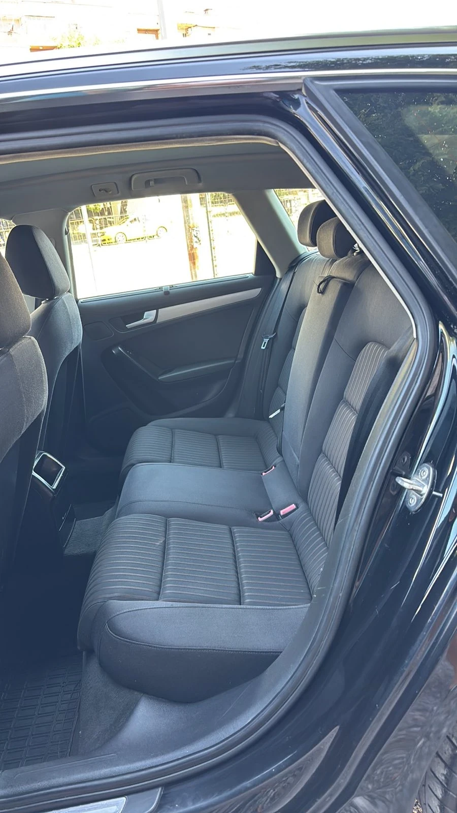Audi A4 3.0 TDI QUATTRO LED, снимка 9 - Автомобили и джипове - 55780492