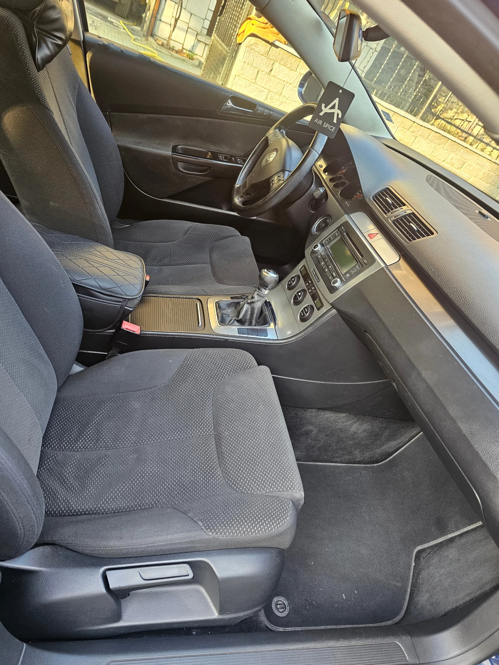 VW Passat, снимка 10 - Автомобили и джипове - 56205794