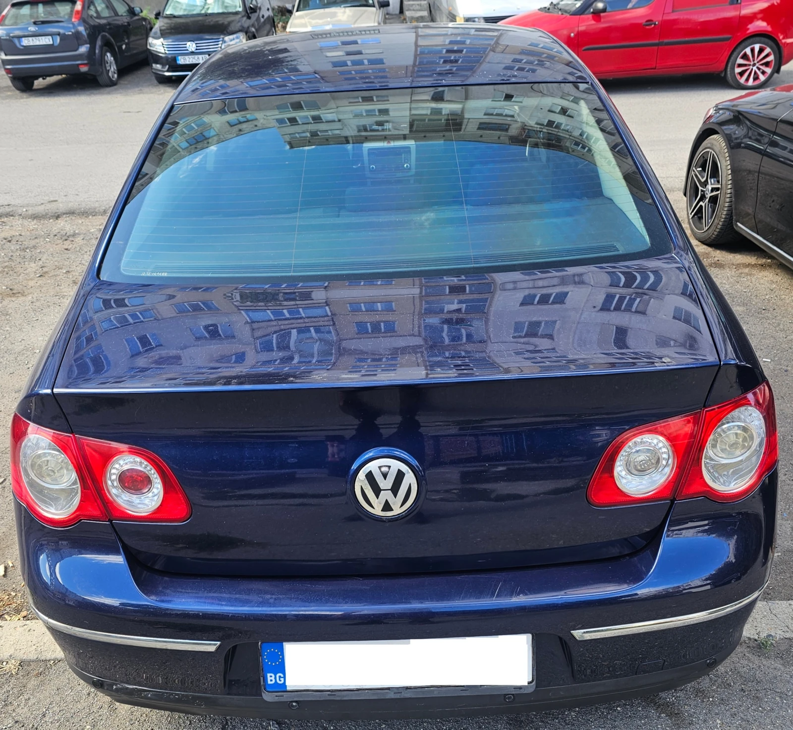 VW Passat, снимка 4 - Автомобили и джипове - 56205794