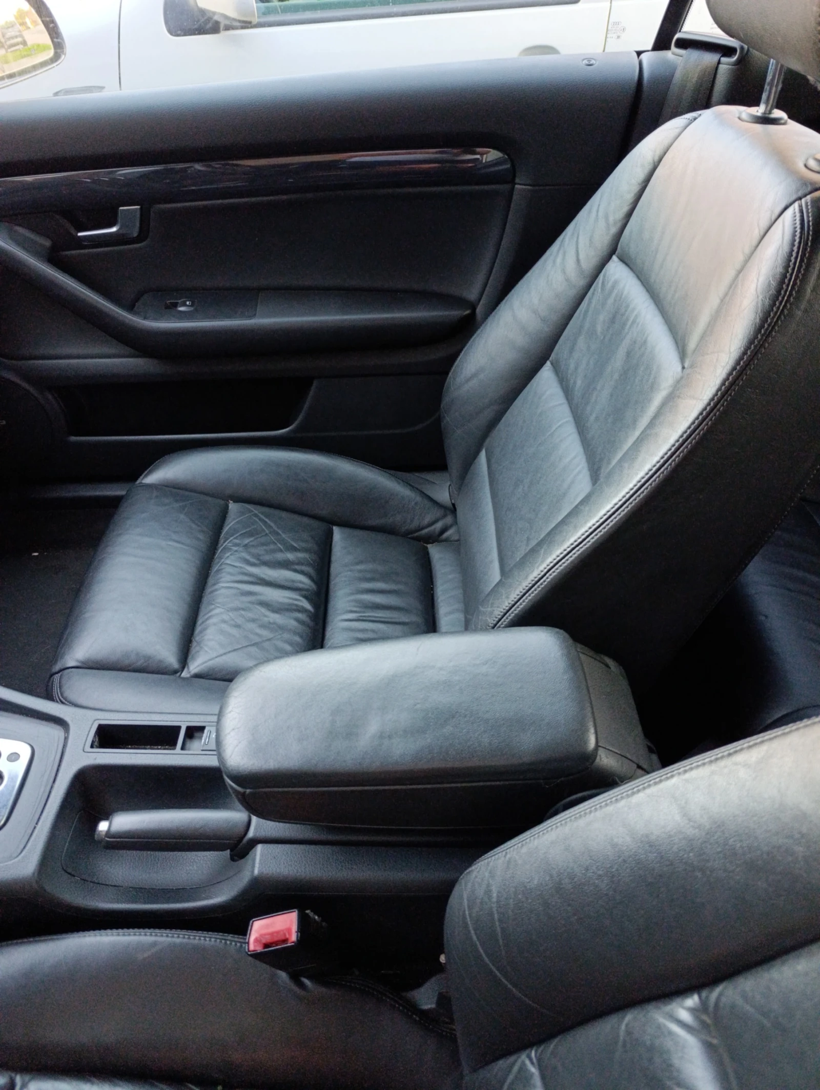 Audi A4 2.5 tdi cabriolet, снимка 11 - Автомобили и джипове - 56227295