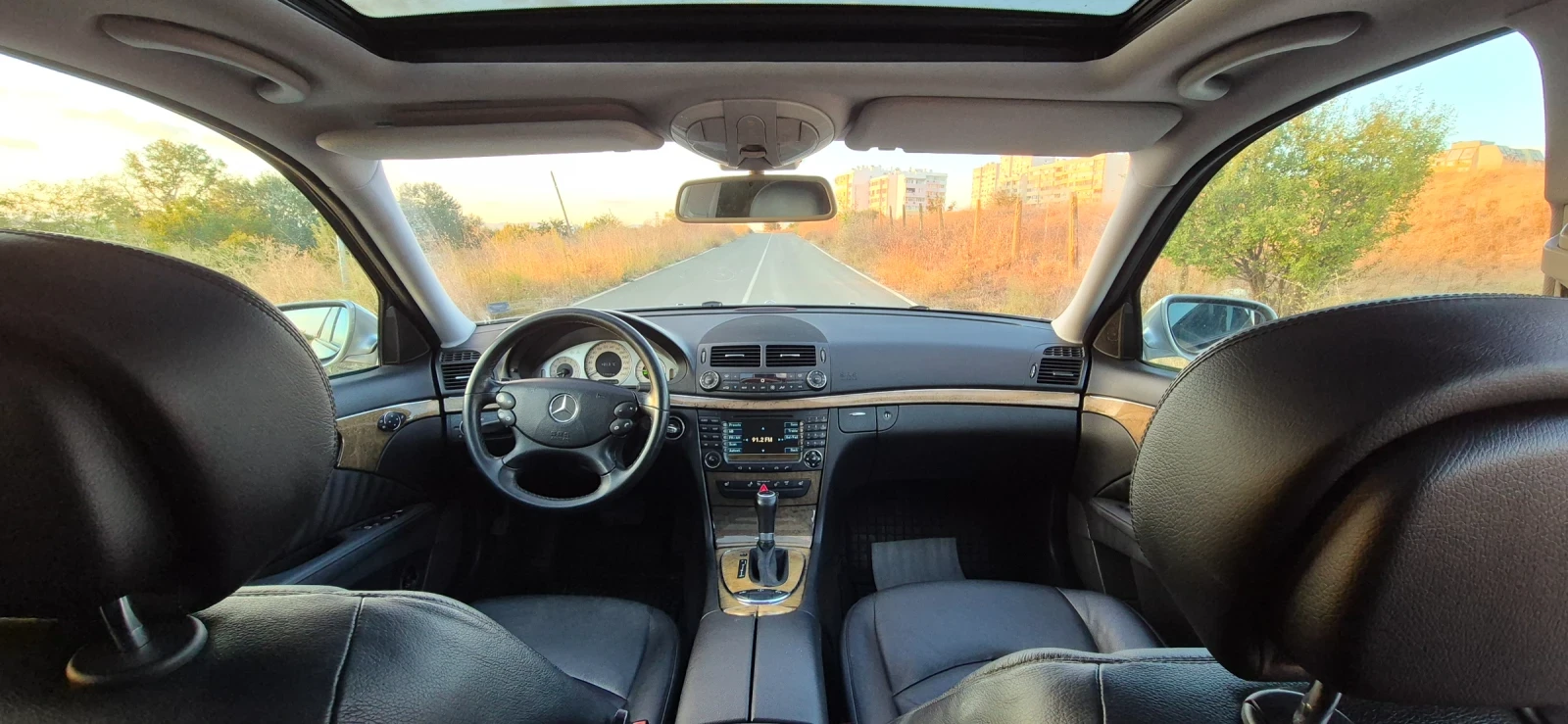 Mercedes-Benz E 320 3.2, снимка 11 - Автомобили и джипове - 56423721
