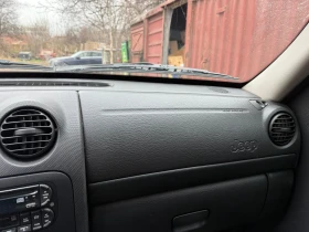 Jeep Cherokee Sport, снимка 10