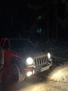 Jeep Cherokee Sport, снимка 5