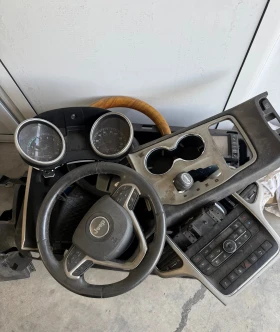 Jeep Cherokee, снимка 8