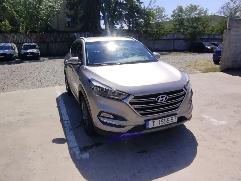 Hyundai Tucson, снимка 2 - Автомобили и джипове - 47299991