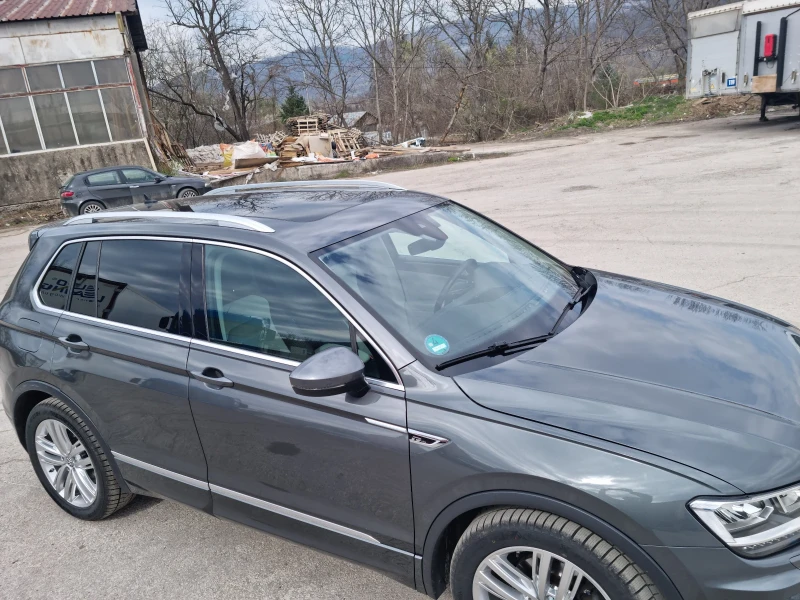 VW Tiguan R-Line, снимка 5 - Автомобили и джипове - 49596146