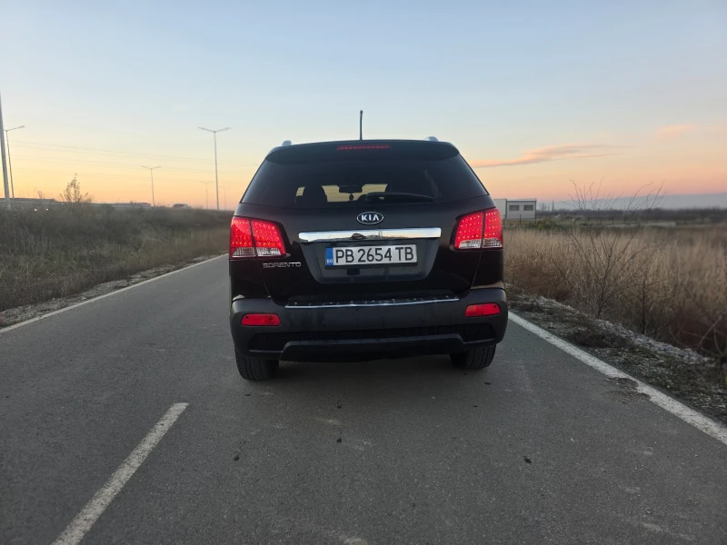 Kia Sorento, снимка 15 - Автомобили и джипове - 52792462