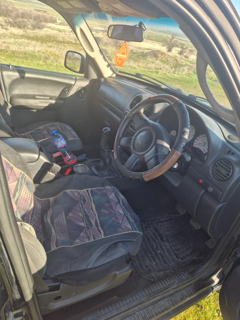 Jeep Cherokee 2.5 CRD 143 кс , снимка 9 - Автомобили и джипове - 52940771